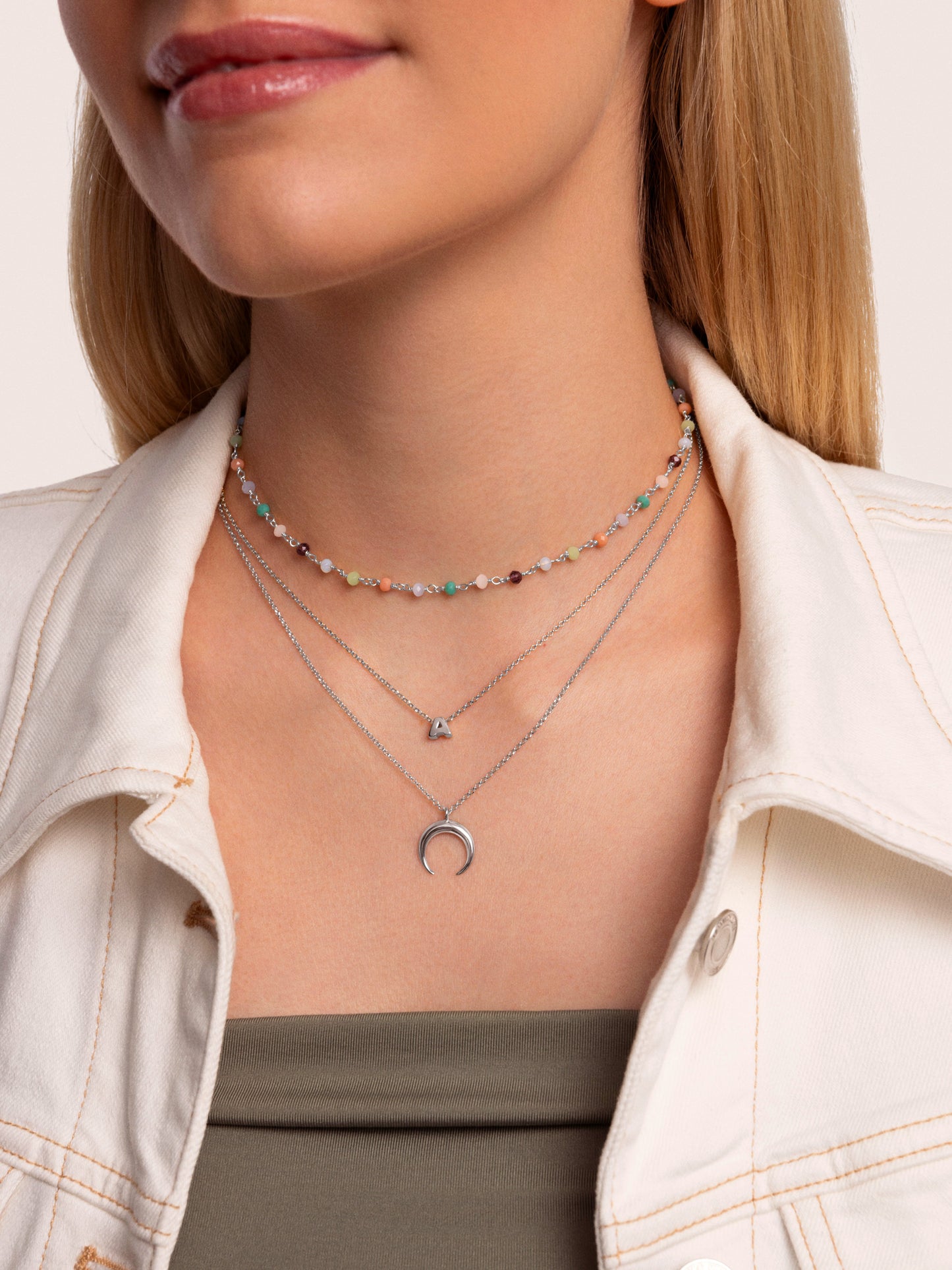 Srebrny naszyjnik z personalizowanym inicjałem