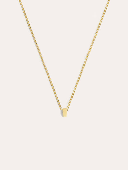 Złoty naszyjnik z personalizowanym inicjałem