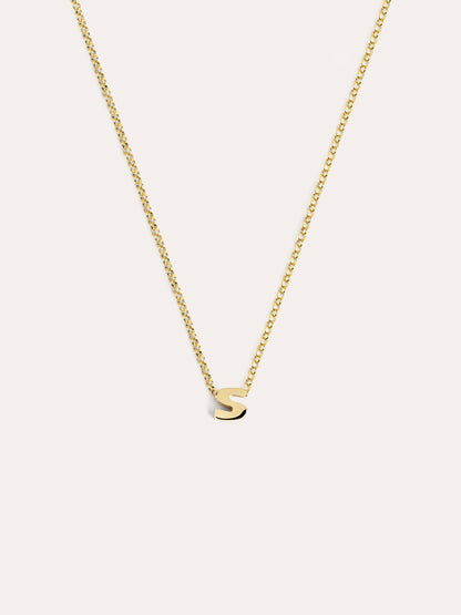 Złoty naszyjnik z personalizowanym inicjałem