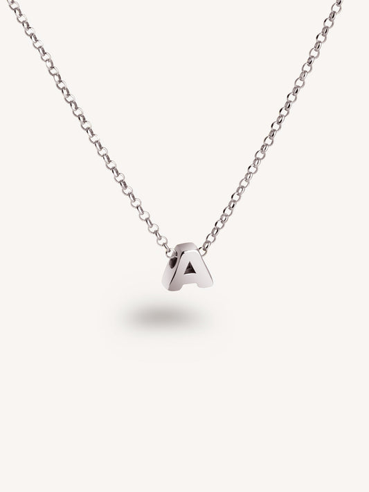 Srebrny naszyjnik z personalizowanym inicjałem